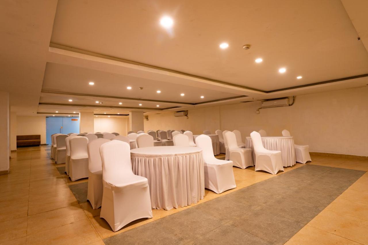 Hotel Zone Connect Parra Goa Anjuna Exterior foto