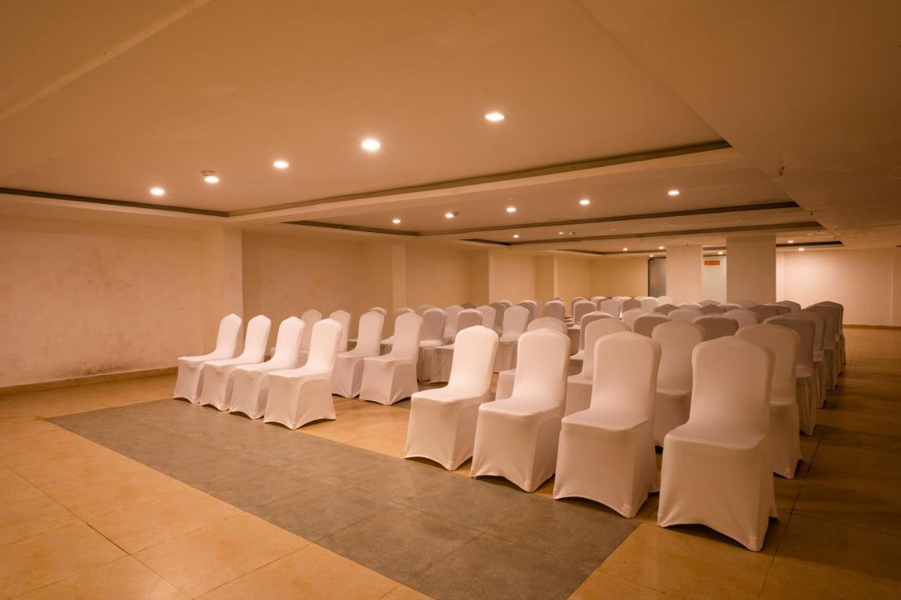 Hotel Zone Connect Parra Goa Anjuna Exterior foto